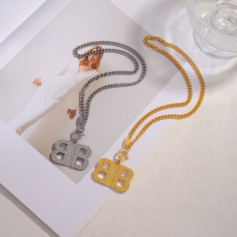 Ba1en*iaga necklaces